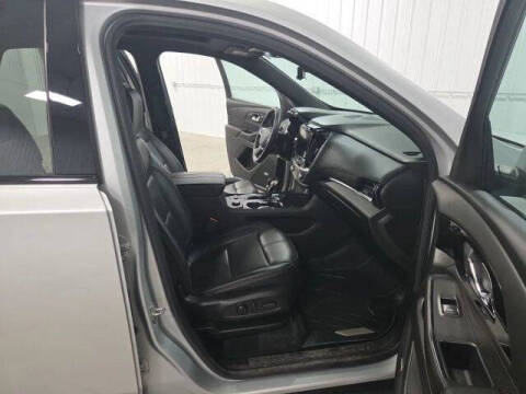 2022 Chevrolet Traverse RS