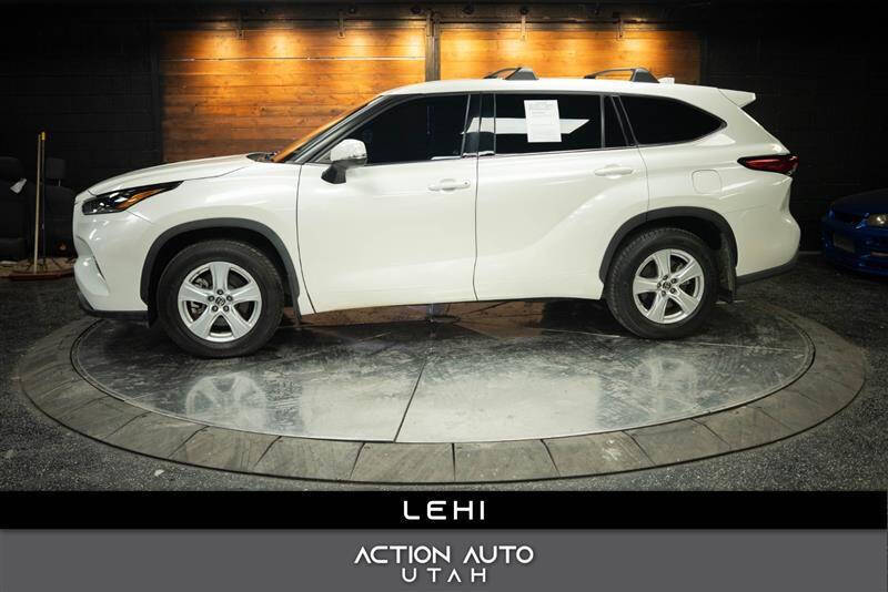 2021 Toyota Highlander LE