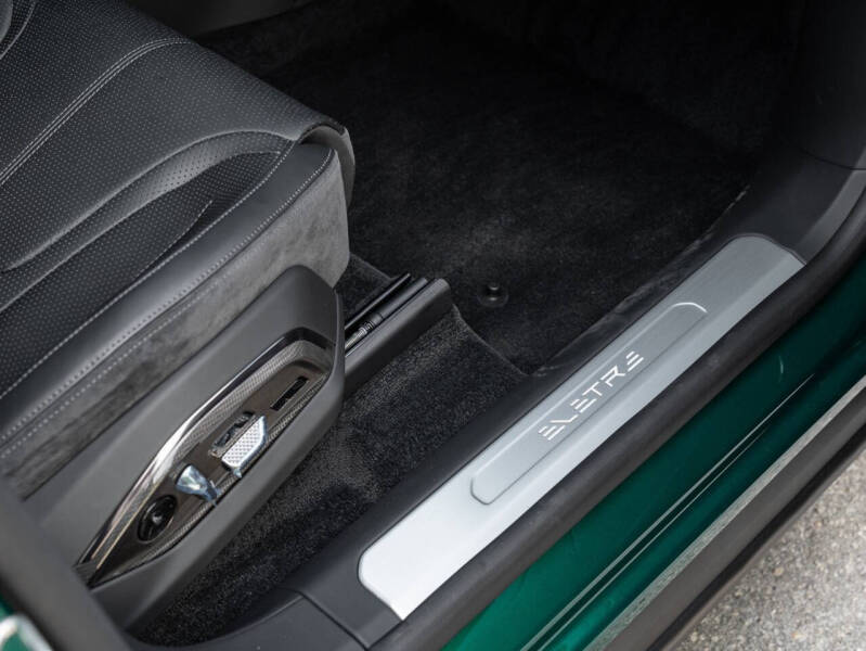 2025 Lotus Eletre Carbon