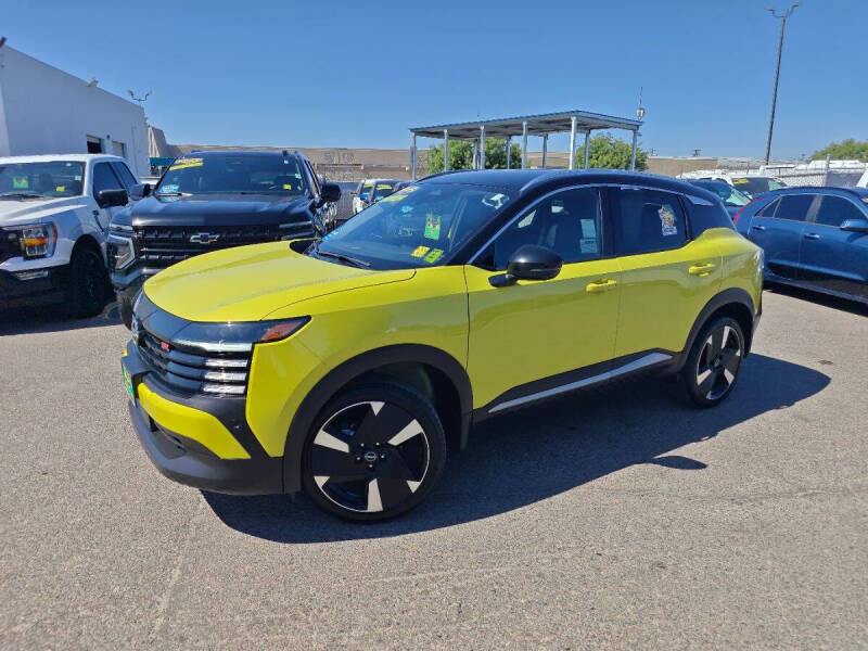 2025 Nissan Kicks SR