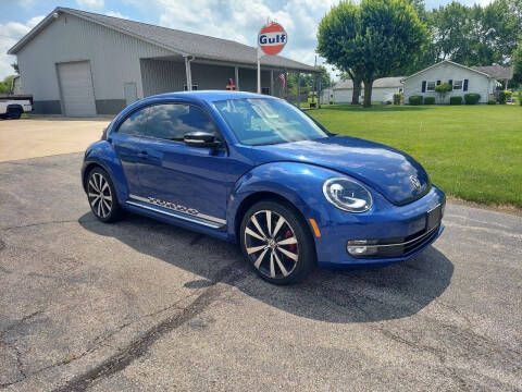 2012 Volkswagen Beetle for sale at CALDERONE CAR & TRUCK in Whiteland IN