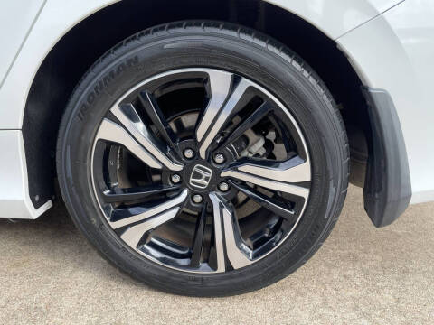 2018 Honda Civic Touring