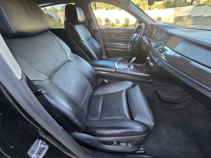 2012 BMW 7 Series 750Li