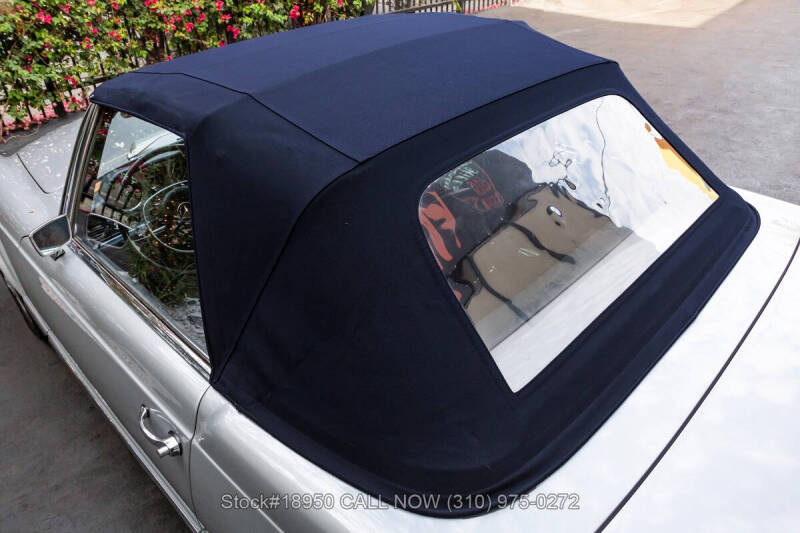 1971 Mercedes-Benz 280-Class