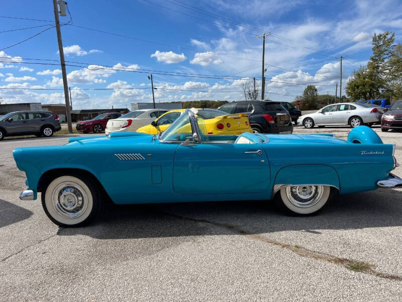 1956 Ford Thunderbird