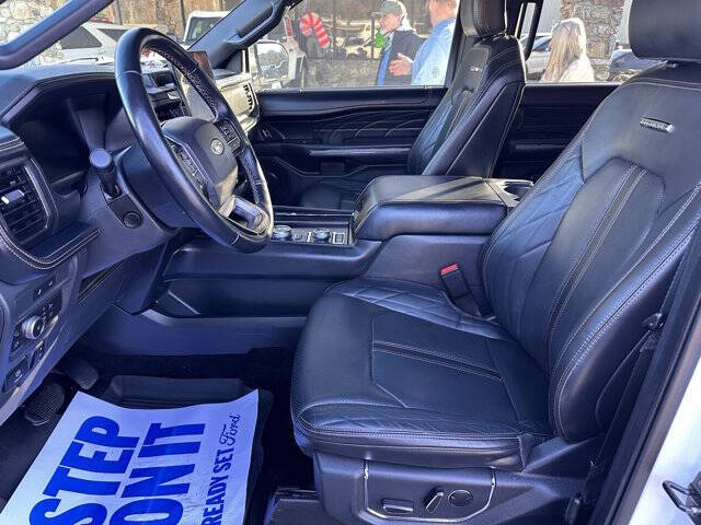 2022 Ford Expedition MAX Platinum