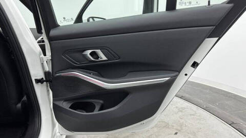 2025 BMW 3 Series 330i