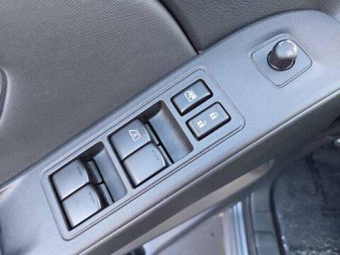 2024 Nissan Frontier SL