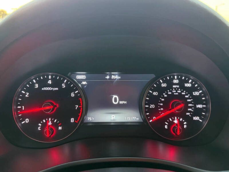 2018 Kia Cadenza Technology