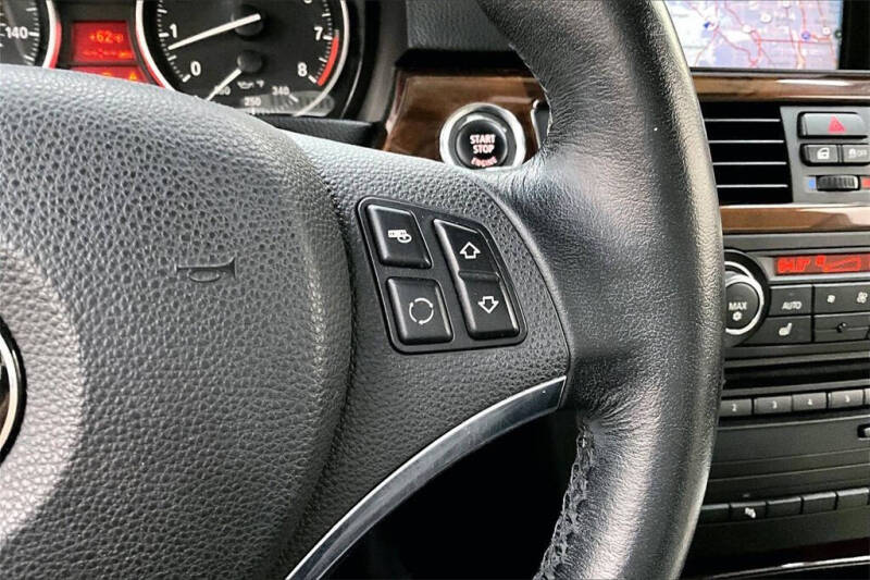 2012 BMW 3 Series 328i