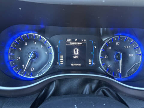 2017 Chrysler Pacifica Touring-L