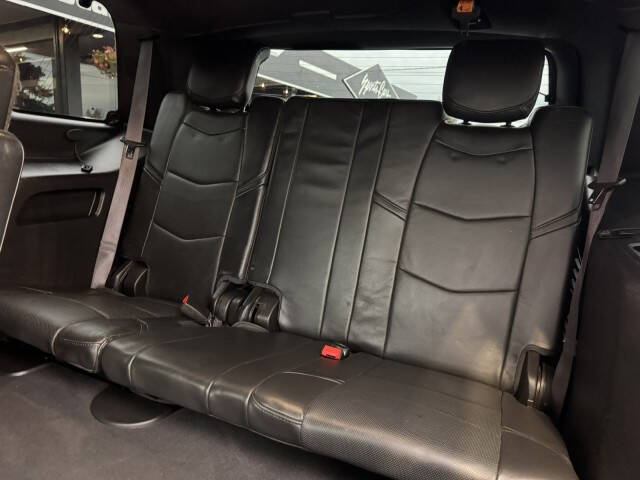 2015 Cadillac Escalade Platinum