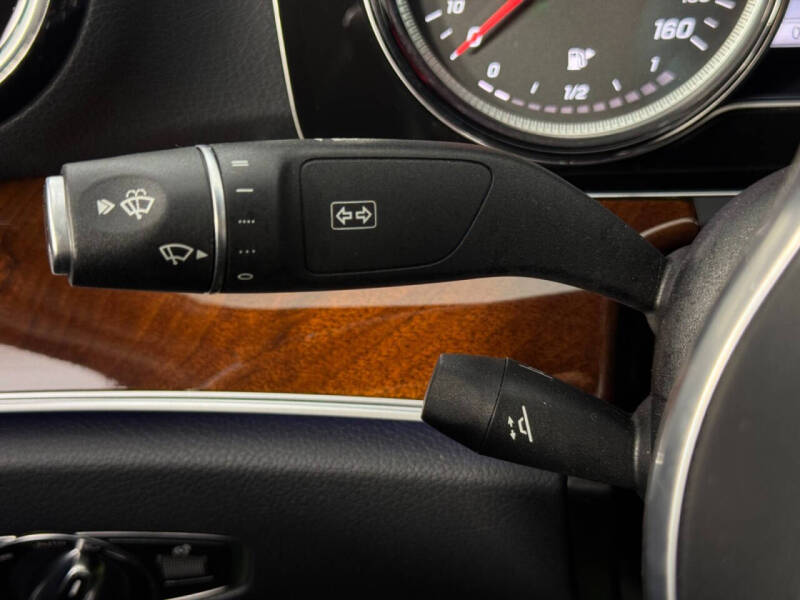 2019 Mercedes-Benz E-Class E 300