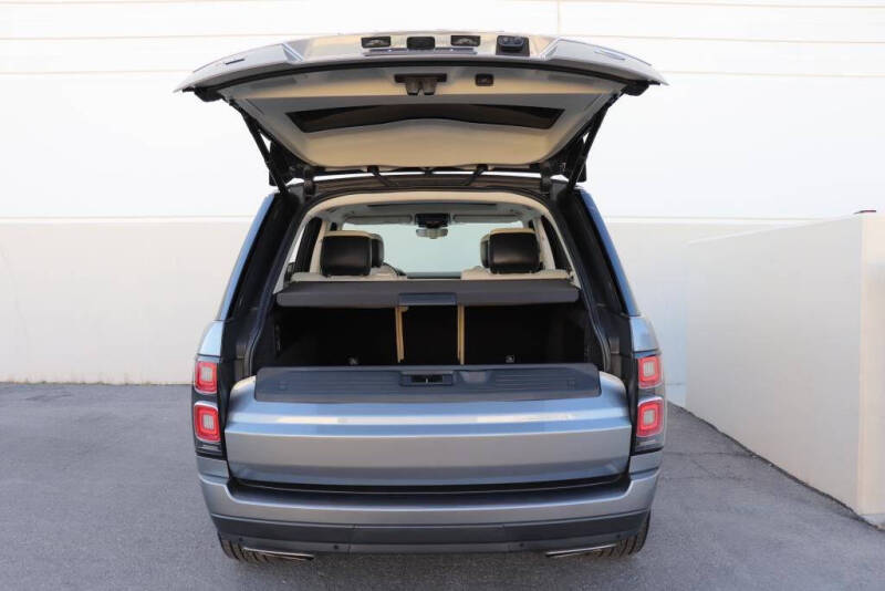2020 Land Rover Range Rover P525 HSE