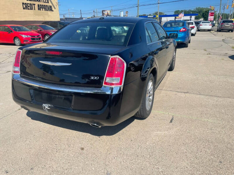 2013 Chrysler 300