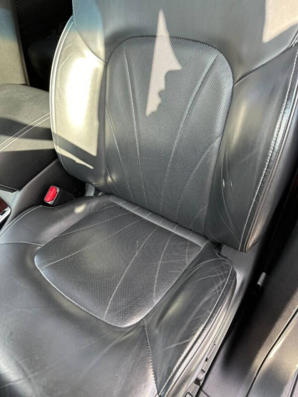 2017 Infiniti QX80 Signature Edition