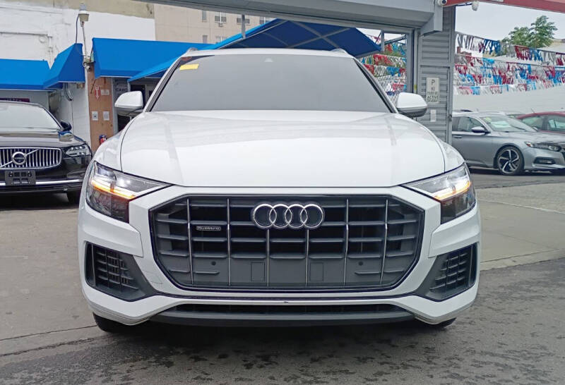 2019 Audi Q8 quattro Premium 55 TFSI