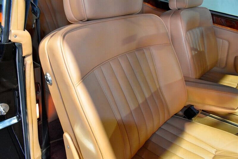 1988 Rolls-Royce Corniche null photo 22