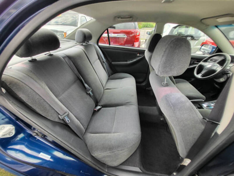 2004 Toyota Corolla S