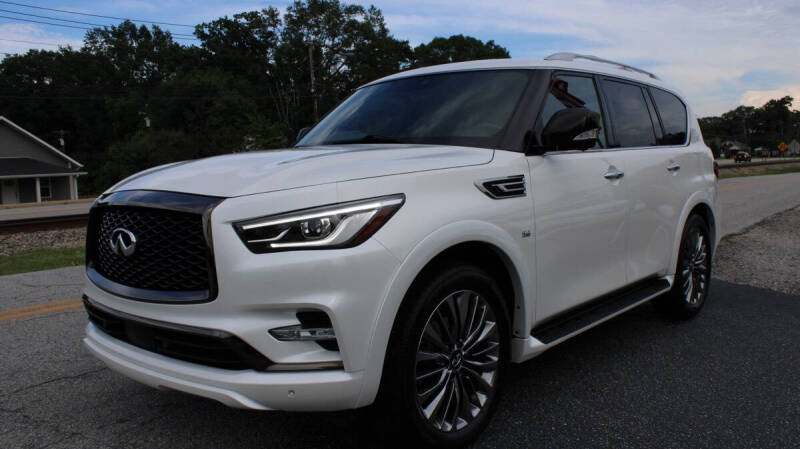 2020 Infiniti QX80 Luxe