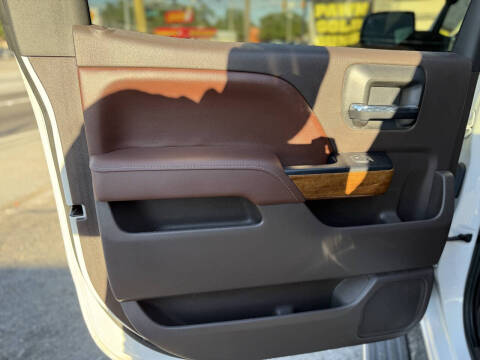 2017 Chevrolet Silverado 1500 High Country