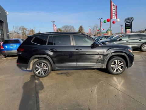 2022 Volkswagen Atlas SE