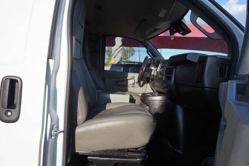 2020 Chevrolet Express 3500