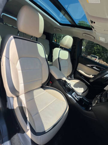 2019 Infiniti QX30 Pure