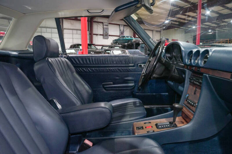 1989 Mercedes-Benz 560-Class 560 SL