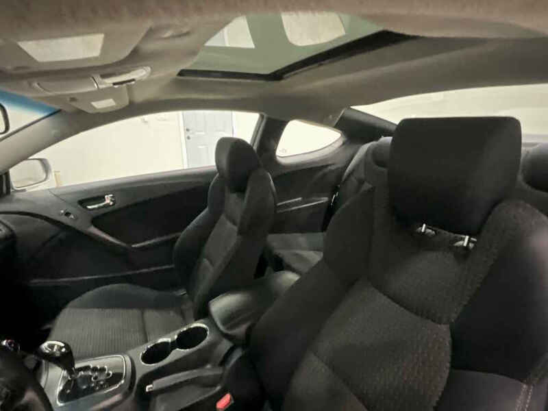 2011 Hyundai Genesis Coupe 2.0T