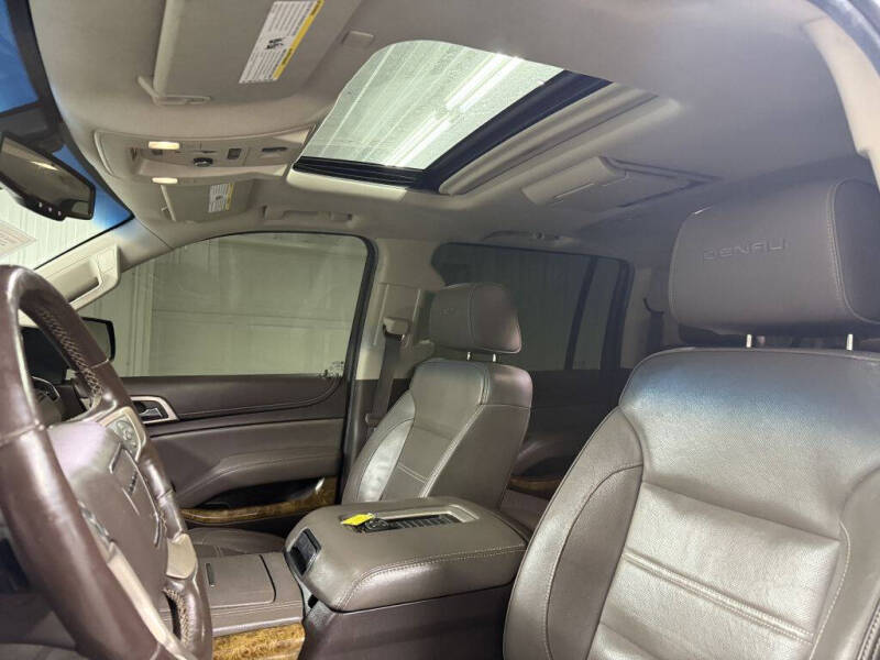 2017 GMC Yukon XL Denali