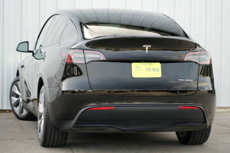 2023 Tesla Model Y Long Range