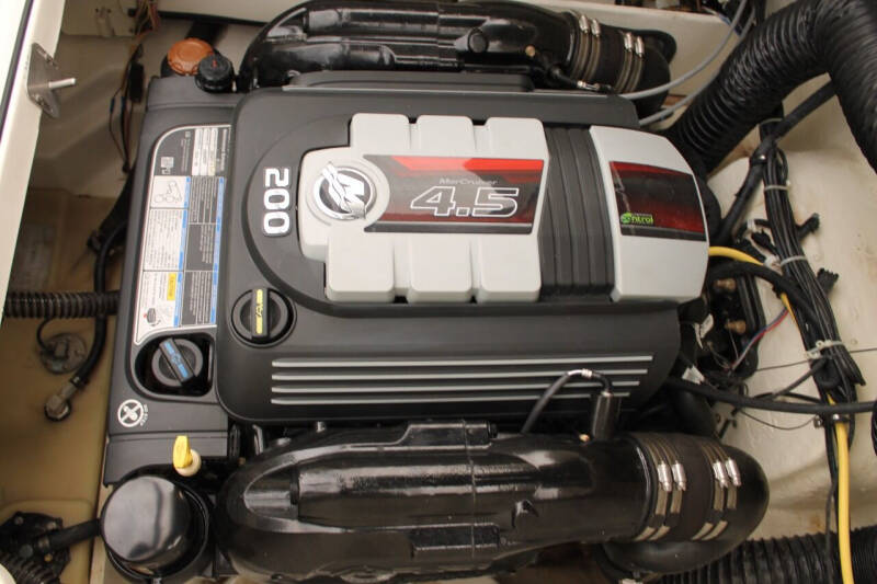 2018 Bayliner VR5 Bowrider