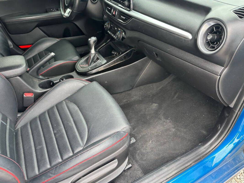 2023 Kia Forte GT