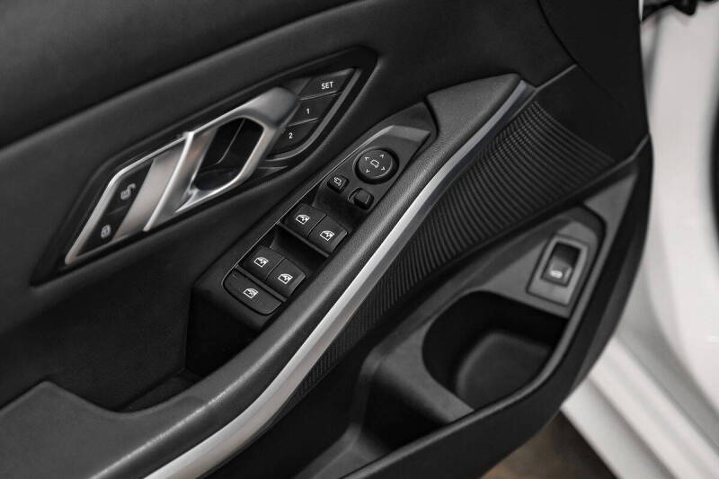 2020 BMW 3 Series 330i