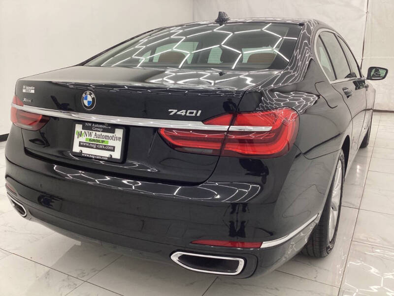 2017 BMW 7 Series 740i xDrive