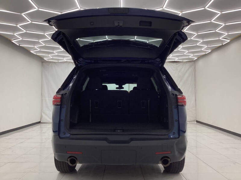 2022 Chevrolet Traverse LT Cloth