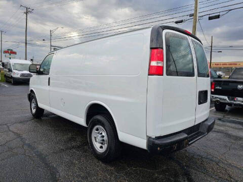 2017 Chevrolet Express 2500