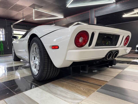 2005 Ford GT