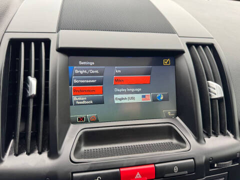 2012 Land Rover LR2 HSE LUX