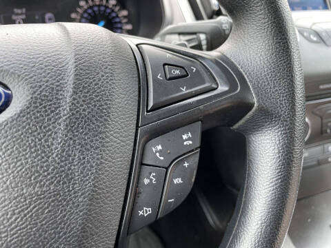 2017 Ford Edge SE