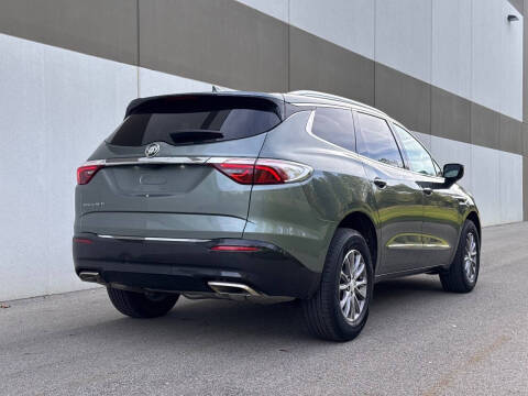 2022 Buick Enclave Essence