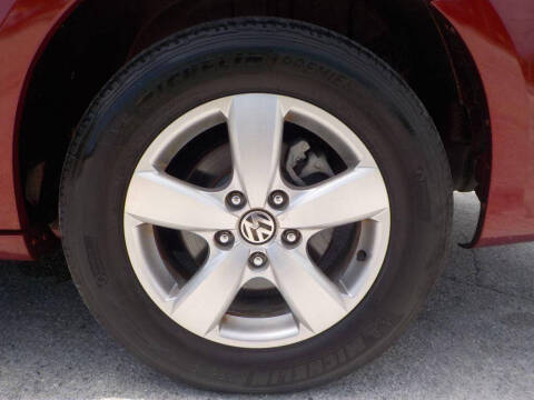 2011 Volkswagen Routan
