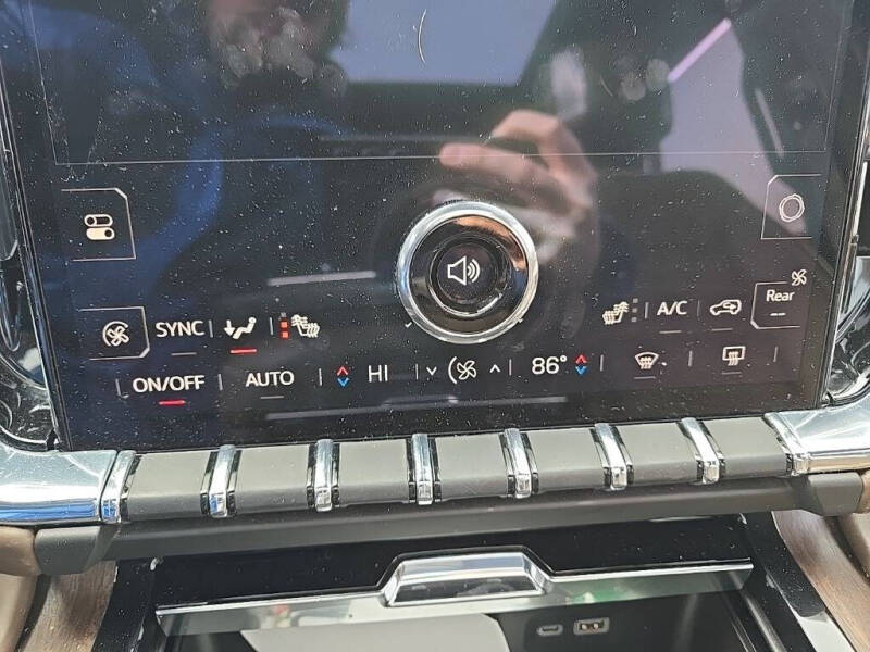 2025 GMC Yukon XL Denali Ultimate