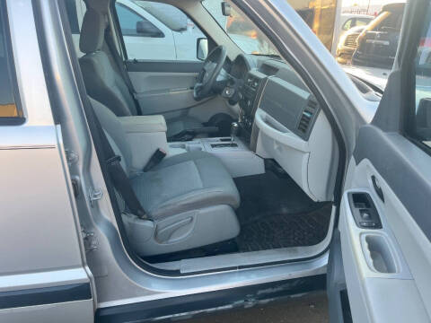 2008 Jeep Liberty Sport