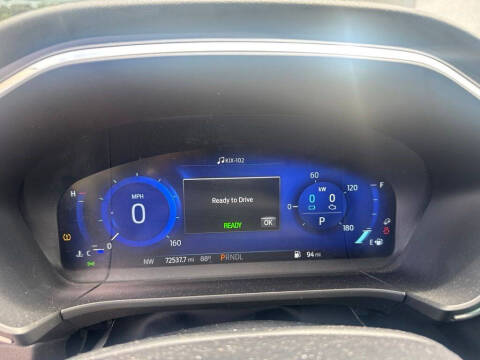 2020 Ford Escape Hybrid Titanium
