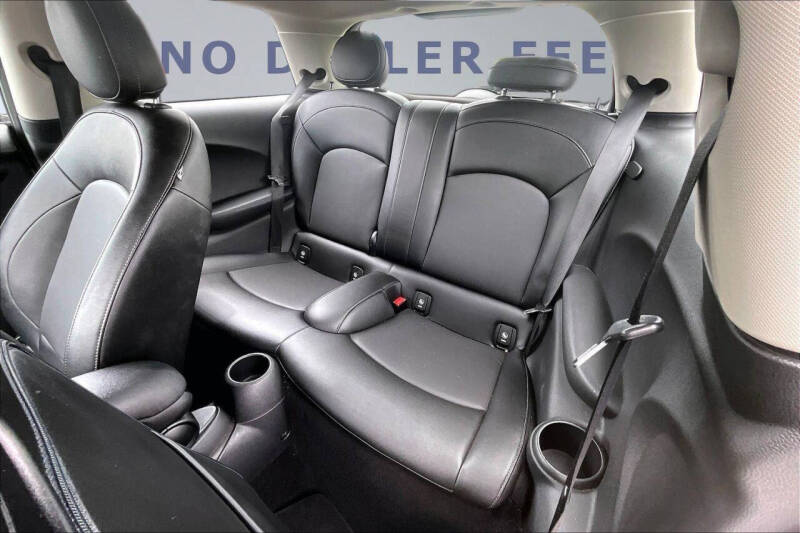 2015 MINI Hardtop 2 Door Cooper