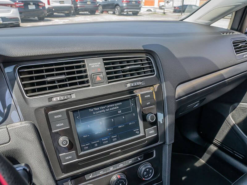 2021 Volkswagen Golf TSI