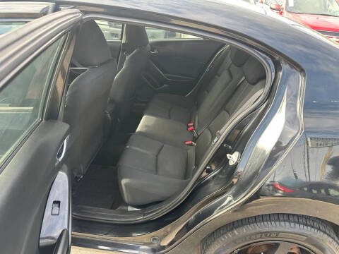 2017 Mazda MAZDA3 Sport