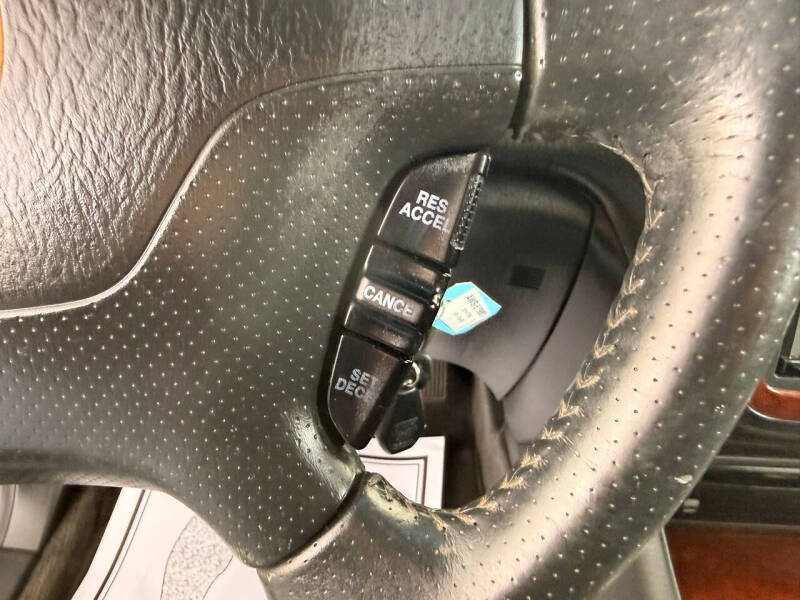 2005 Acura MDX Touring w/Navi w/RES